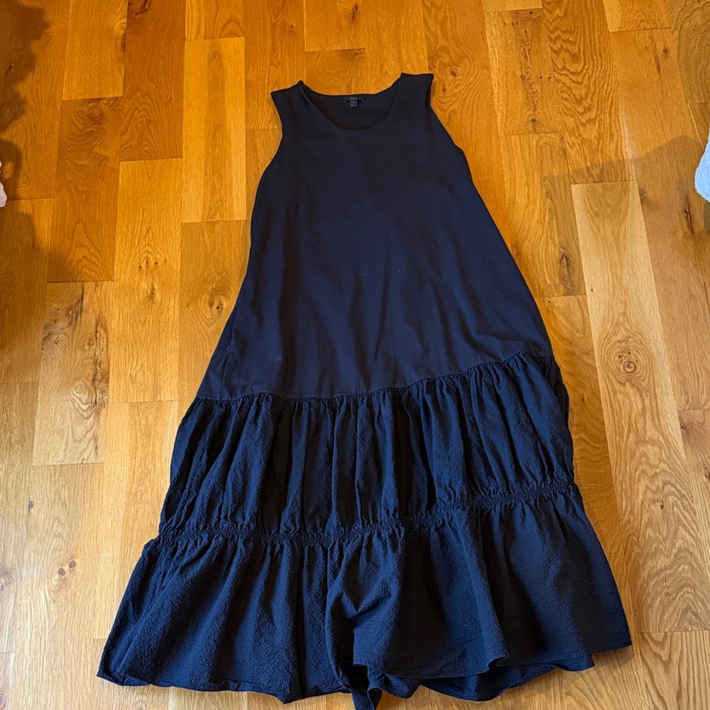 COS Black Sleeveless Dress medium